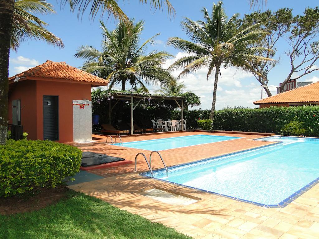 Hotel Pousada Vale Do Sol Em Pompeia Экстерьер фото