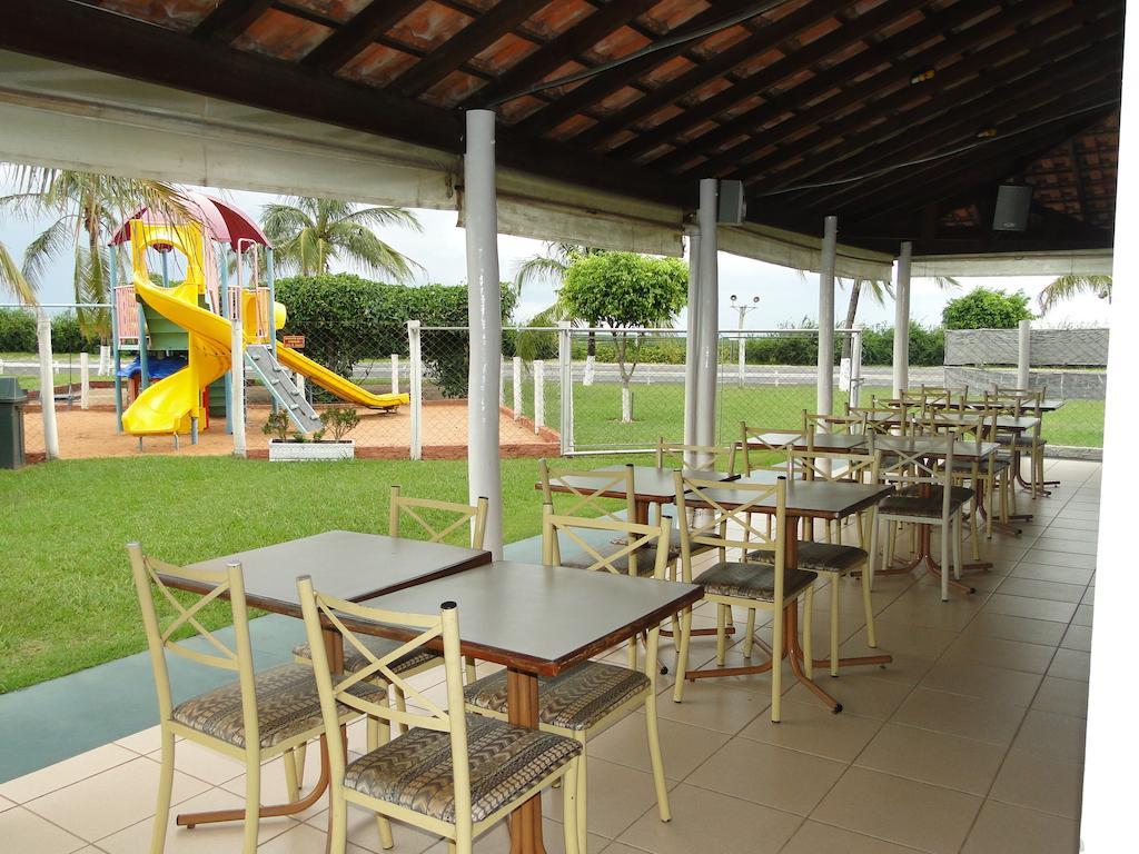 Hotel Pousada Vale Do Sol Em Pompeia Экстерьер фото