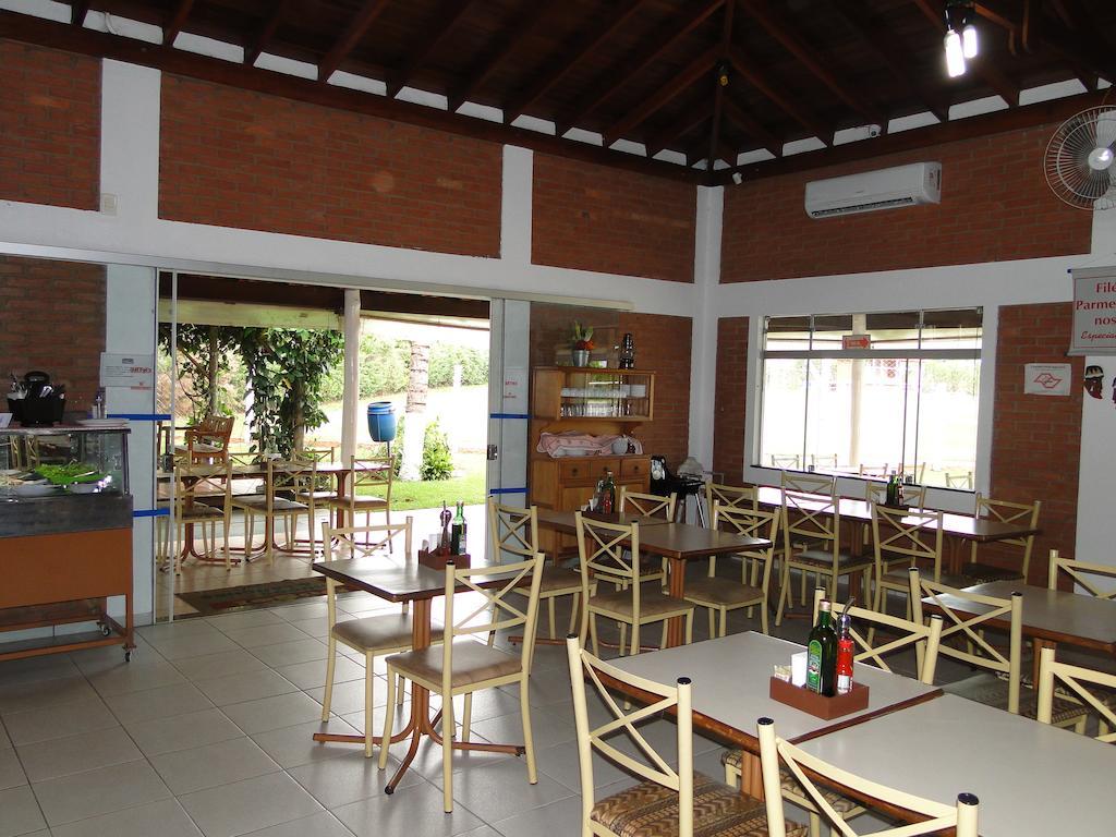 Hotel Pousada Vale Do Sol Em Pompeia Экстерьер фото