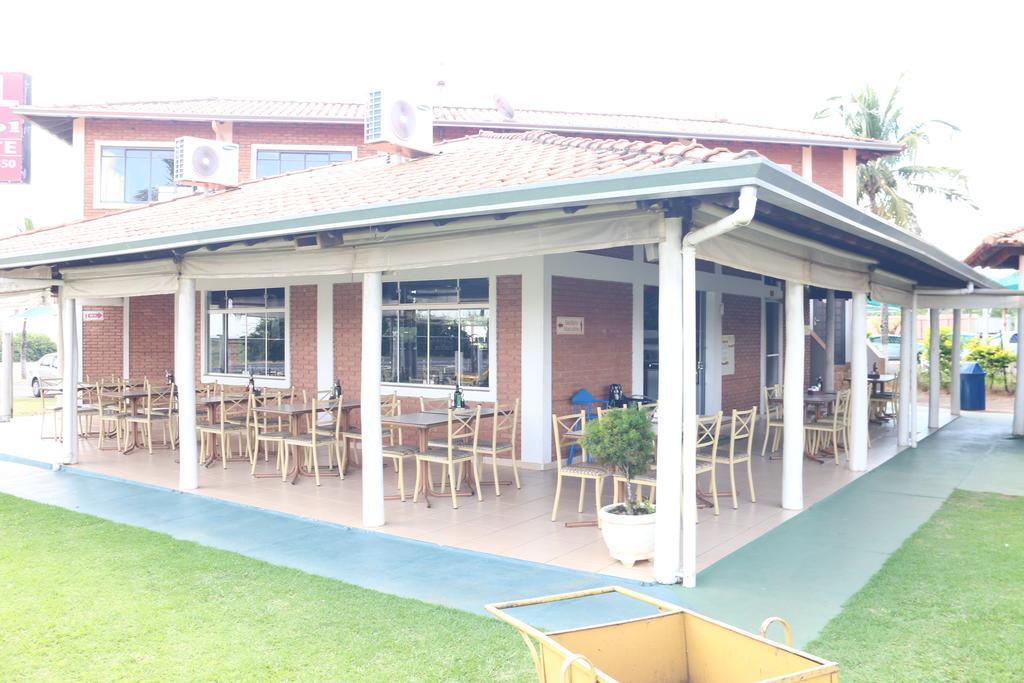 Hotel Pousada Vale Do Sol Em Pompeia Экстерьер фото