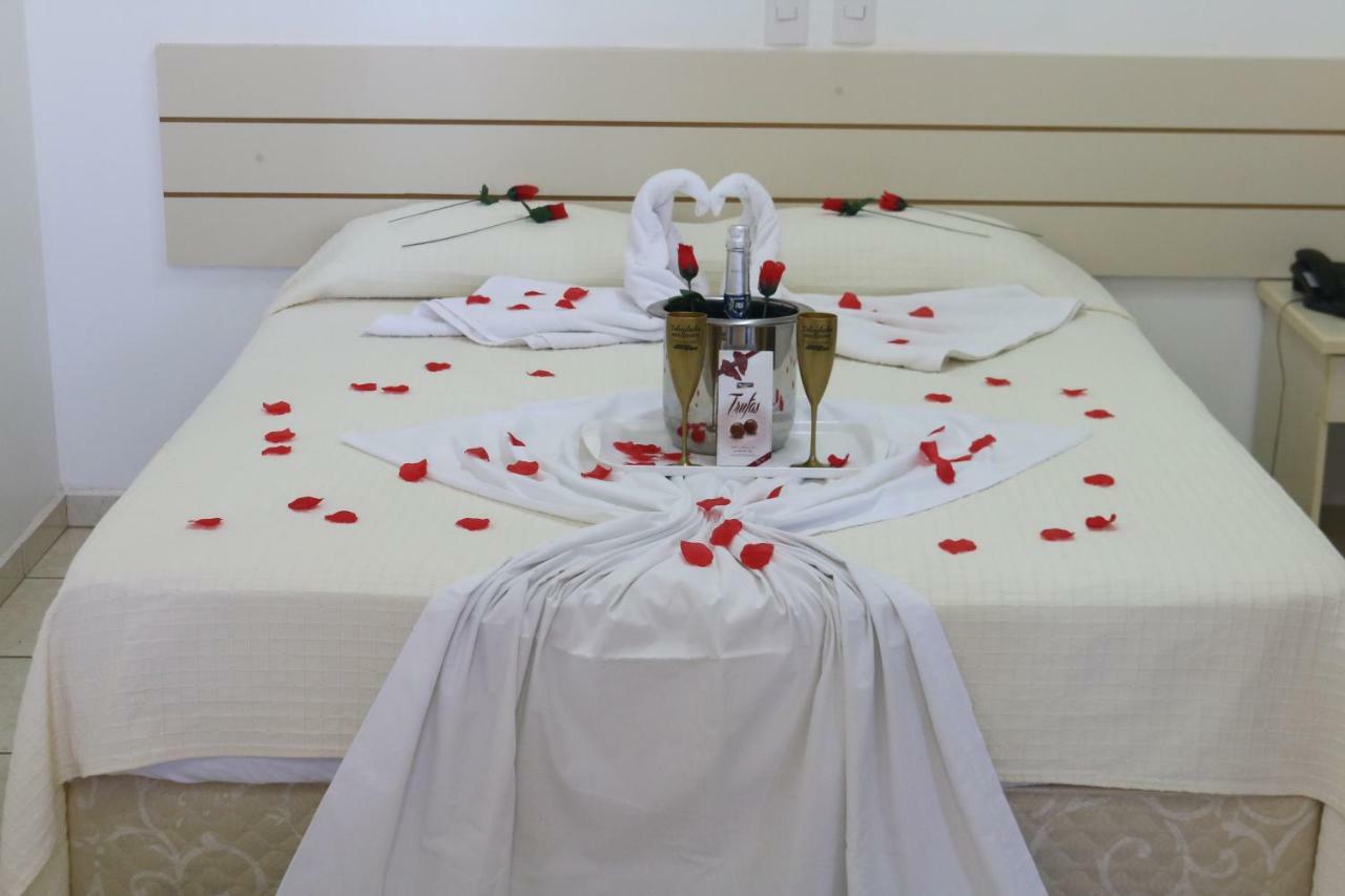 Hotel Pousada Vale Do Sol Em Pompeia Экстерьер фото